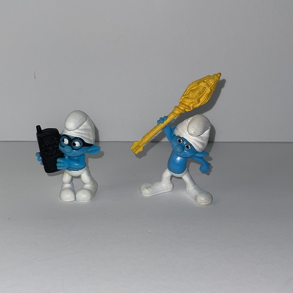 COLLECTIBLE SMURF FIGURES